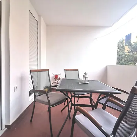 Mit Terrasse By Interhome 斯普利特