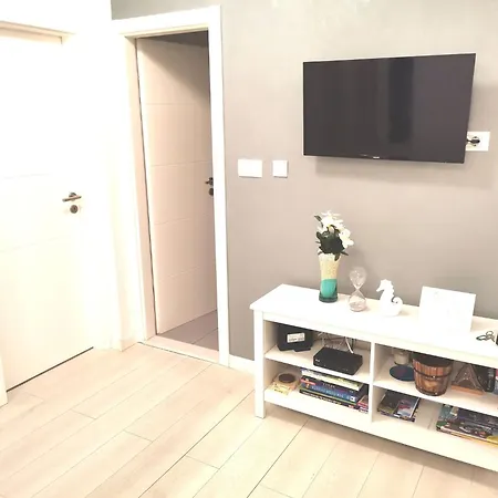 Mit Terrasse By Interhome 아파트 스플리트