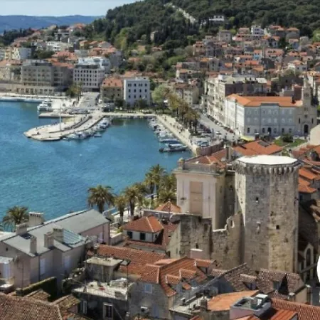 Mit Terrasse By Interhome *