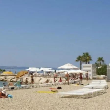 Mit Terrasse By Interhome 아파트 *