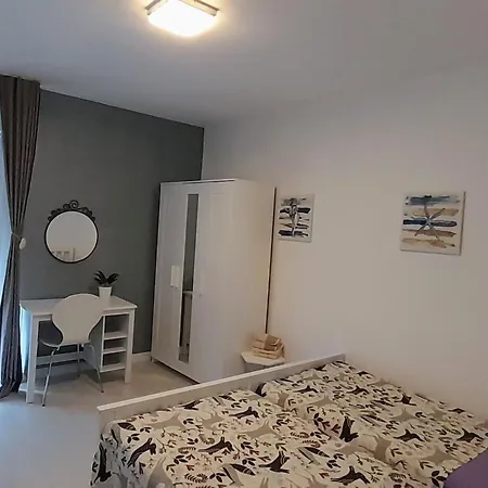 Mit Terrasse By Interhome