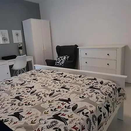 Mit Terrasse By Interhome 아파트