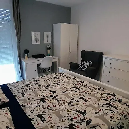 Mit Terrasse By Interhome 스플리트